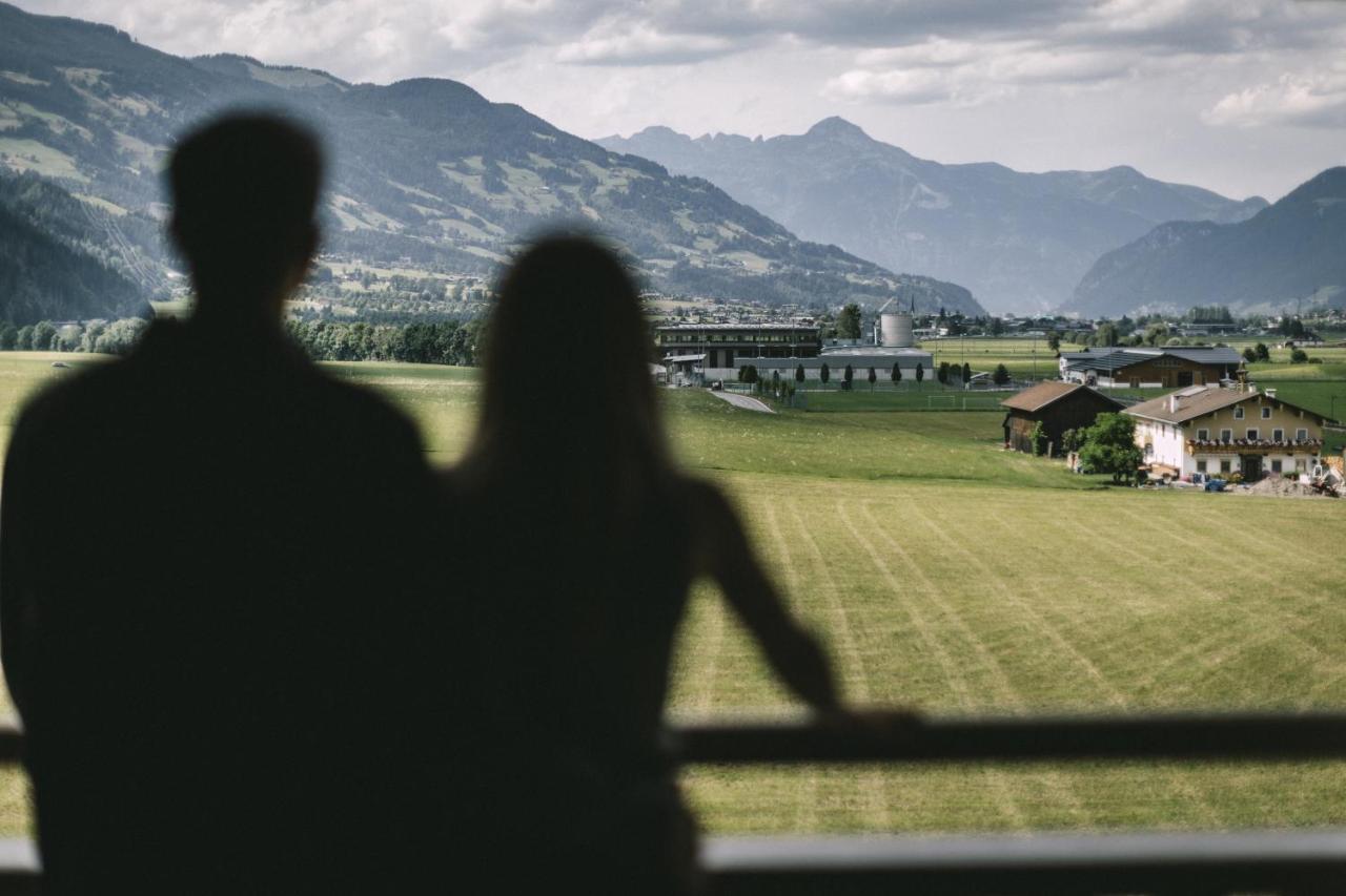 Hin&Weg Das Aparthotel Ried im Zillertal Exterior photo